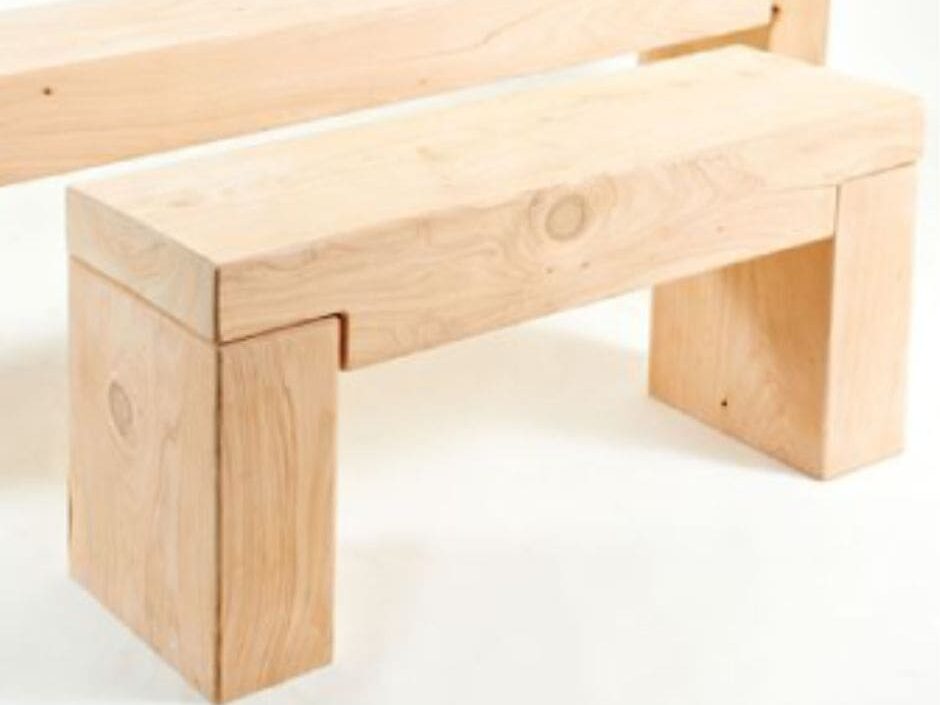 Mueble ensamblado con la técnica Sashimono